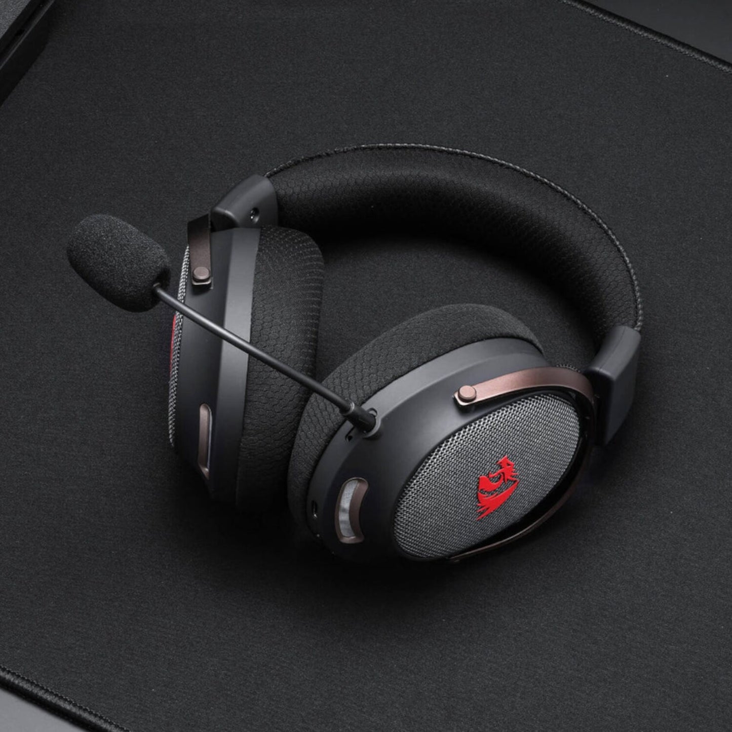 Redragon Arrow Pro H858 Wireless Gaming Headset (Bluetooth + 2.4GHz).