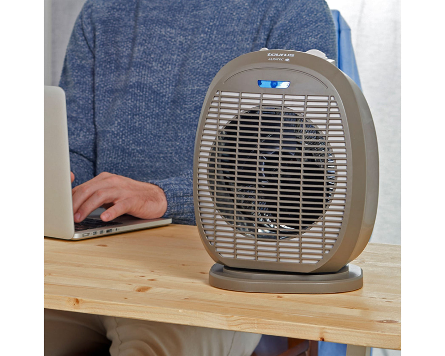 Taurus Heater Oscillating Floor Fan Black 2Heat Settings 2400W Tropicano 3.5 Oscillating