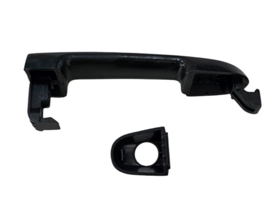 Comparison of Hyundai i20 driver and passenger side replacement handles