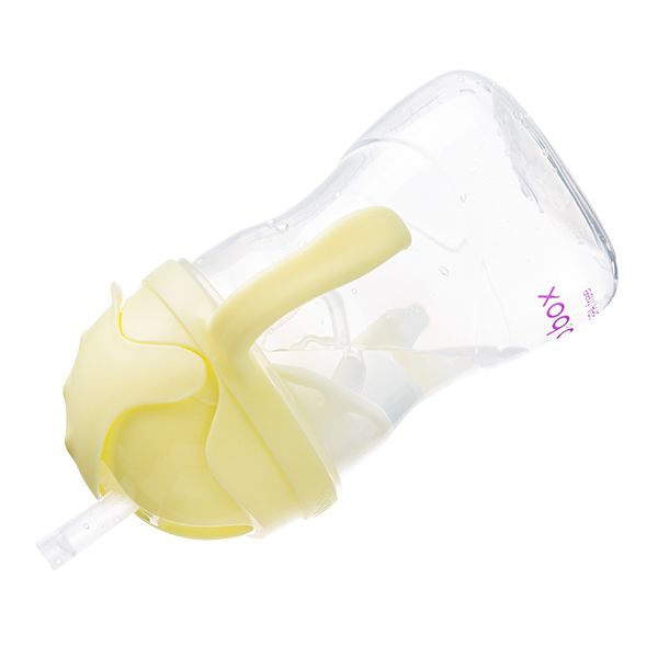 Shop the award-winning B.Box Sippy Cup. Features a weighted straw to drink at any angle, a leak-proof valve, and easy-grip handles. BPA-free and 240ml capacity.