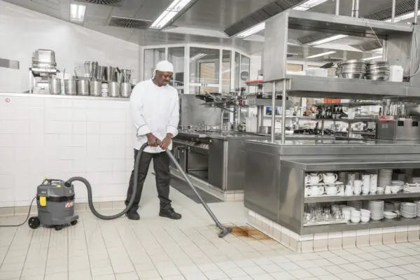 Karcher NT 22/1 Ap Te L Wet & Dry Vacuum Cleaner

Perfect for tradespeople: NT 22/1 Ap wet and dry vacuum cleaner with power outlet (with auto-start feature), strong suction power and semi-automatic cleaning system. Compact, lightweight entry-level device. Kärcher NT 22/1 Ap Te L Wet & Dry Vacuum Cleaner – Tradespeople will come to really appreciate this little powerhouse.