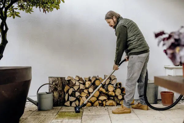 Karcher WD 6 P S Wet & Dry Vacuum Cleaner

The WD 6 P S offers outstanding suction power and energy efficiency and is equipped with a 30-litre stainless steel container, a 6-metre-long cord, a 2.2-metre suction hose and an integrated power outlet.