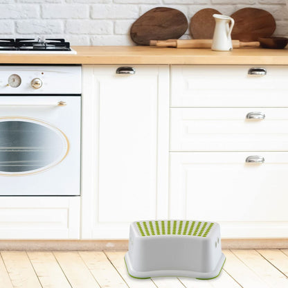 Kids-Up & Toddlers Sturdy 1-Step Stool - For Bathroom, Kitchen & Potty Training

Support your little one's independence with the Kids-Up Sturdy 1-Step Stool, specially designed for toddlers and young children. Whether they're learning to use the potty,& reach the sink, or help out in the kitchen, this safe and durable step stool gives them the confidence to do it all on their own.