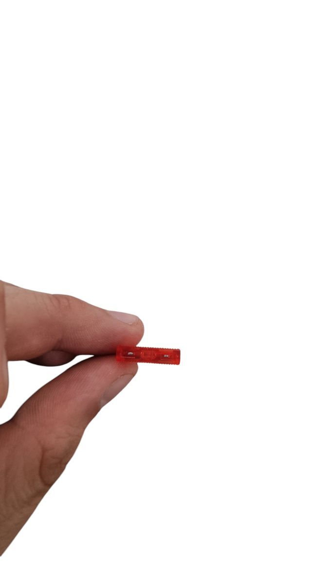 Lucas Car Plug In Fuses 10AMP Pack of 100 Units Automotive

Protect your vehicle's electrical circuits with Lucas 10AMP Car Plug-In Fuses. These high-quality fuses are designed to prevent overcurrent and short circuits, ensuring the safety and longevity of your automotive electrical components. 