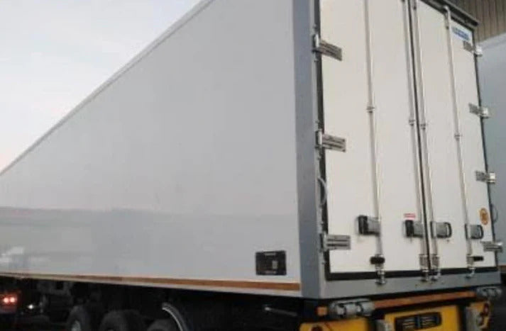 designed for efficient truck washing, particularly effective on side curtains. As our best-selling general-purpose snow foam for trucks, it delivers powerful cleaning performance while being safe and easy to use.

Touchless cleaning for hassle-free results
Safe and easy to use on all truck surfaces
Restores and cleans side curtains effectively
Highly efficient for general truck washing
Available in 1L, 5L, and 20L sizes

Hi-Yield Cleaning:&nbsp;More clean. Less spend. A single 20' drum cleans up to&nbsp;500