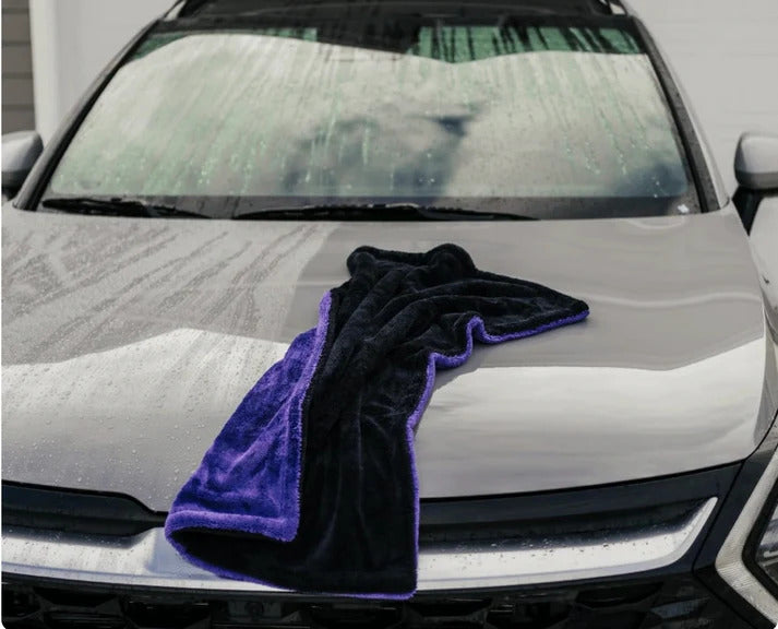 Nerta Twisted Loop Towel – 1600 Gsm – 50cm x 80cm

This ultra-soft towel delivers exceptional absorbency, soaking up to 5 times its weight while ensuring a scratch-free surface experience. Ideal for delicate cleaning tasks, its 1600gsm thickness provides both softness and durability.

Size: 50cm x 80cm – 1600gsm
Colour: Grey (subject to change)
Ultra-absorbent for superior drying performance
Scratch-free for safe use on all surfaces