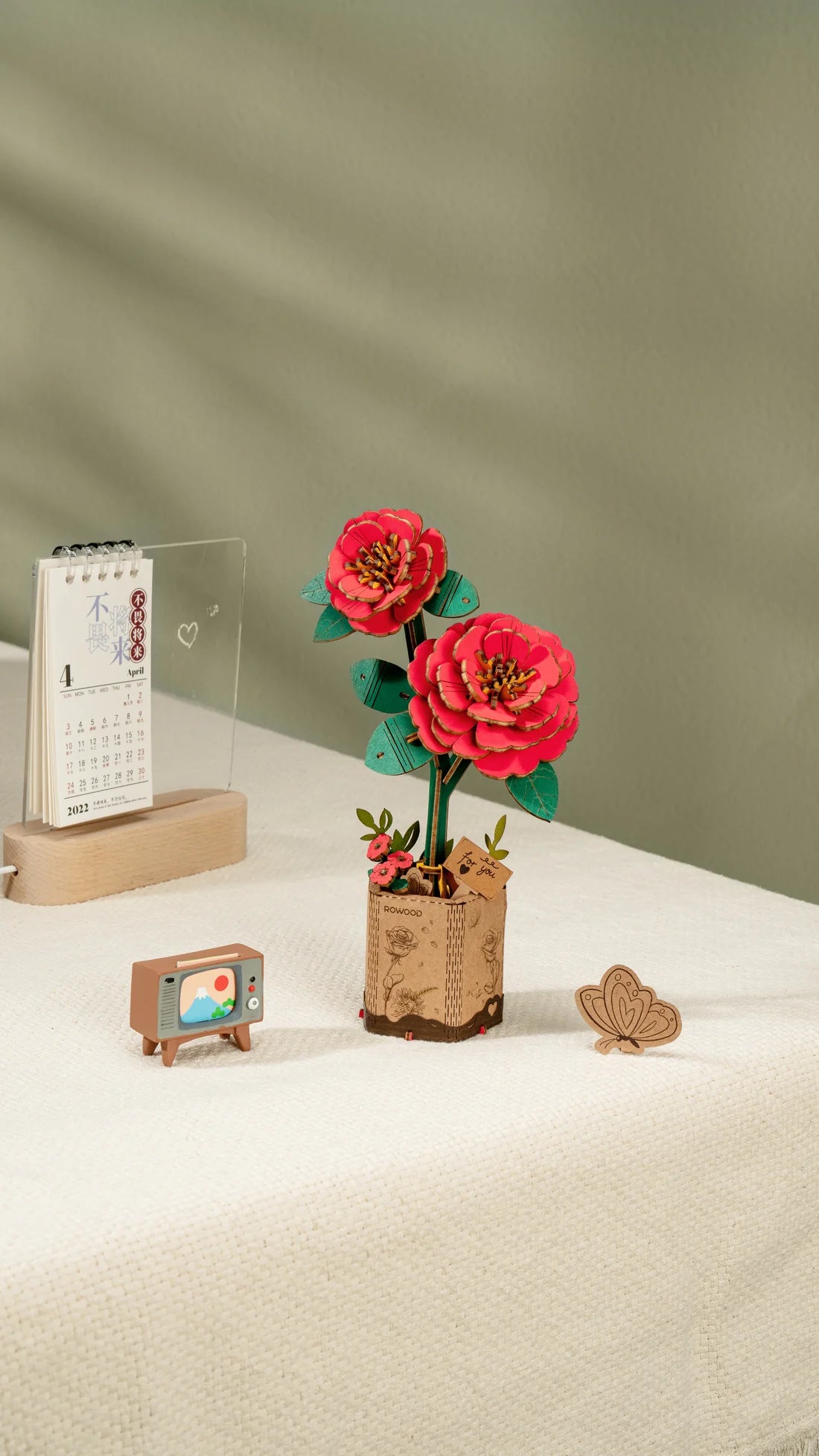 Robotime Red Camellia Flower Bouquet Series DIY 3D Wooden Puzzle
