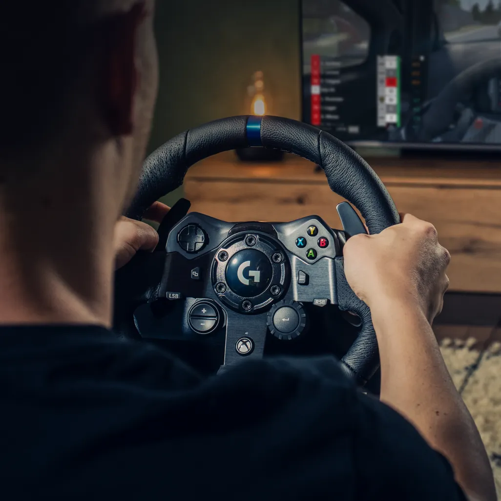 Logitech G G923 racing wheel being used with an Xbox Series X console