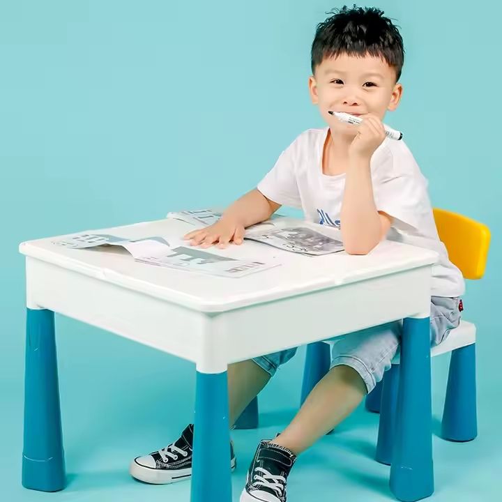 Detailed view of 350 colorful interlocking building blocks included in Kids-Up set
