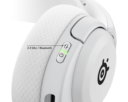 SteelSeries Arctis Nova 5 white USB-C wireless dongle and extension cables